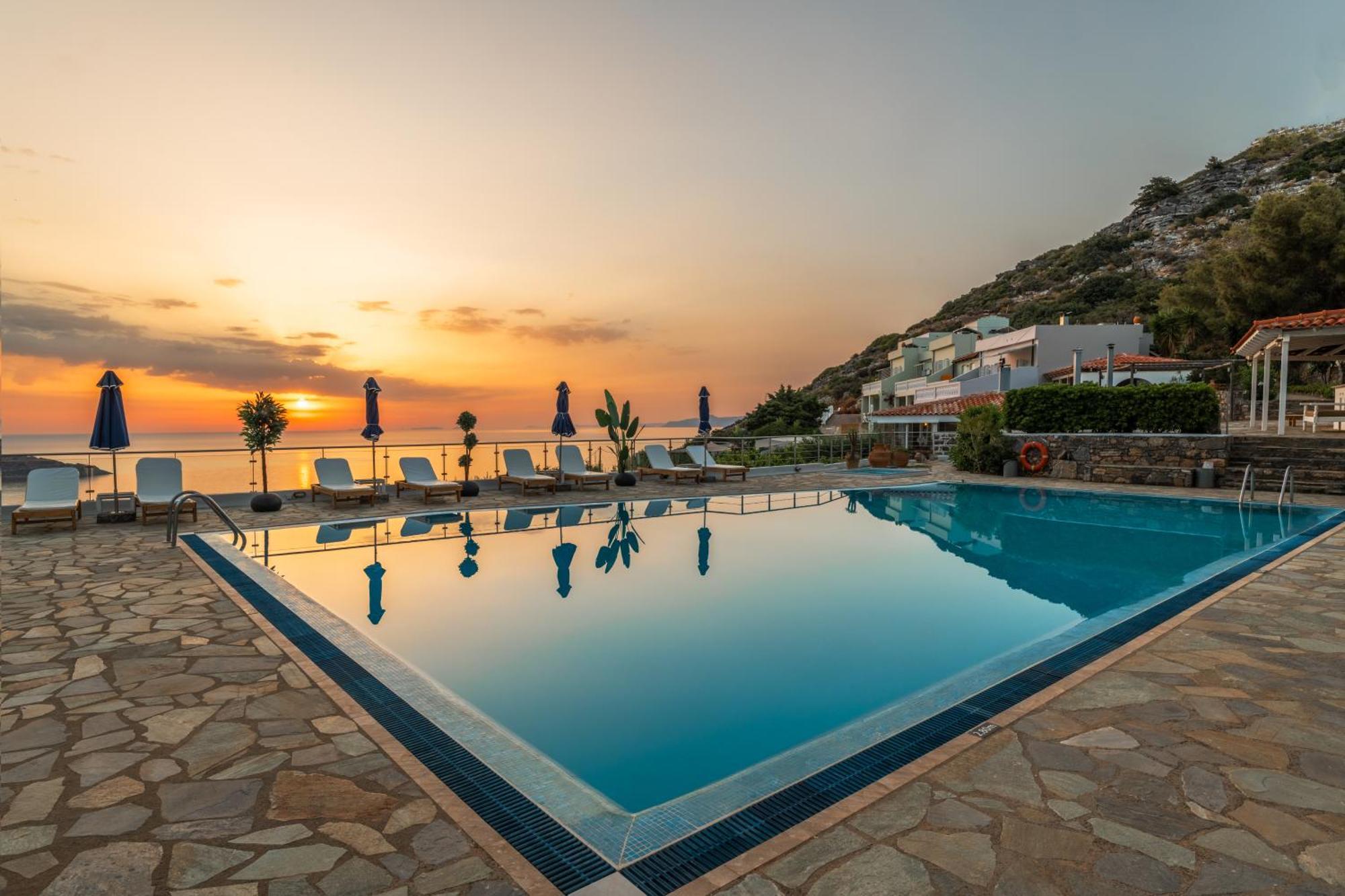 Adrakos Apartments (Adults Only) Елунда Екстер'єр фото