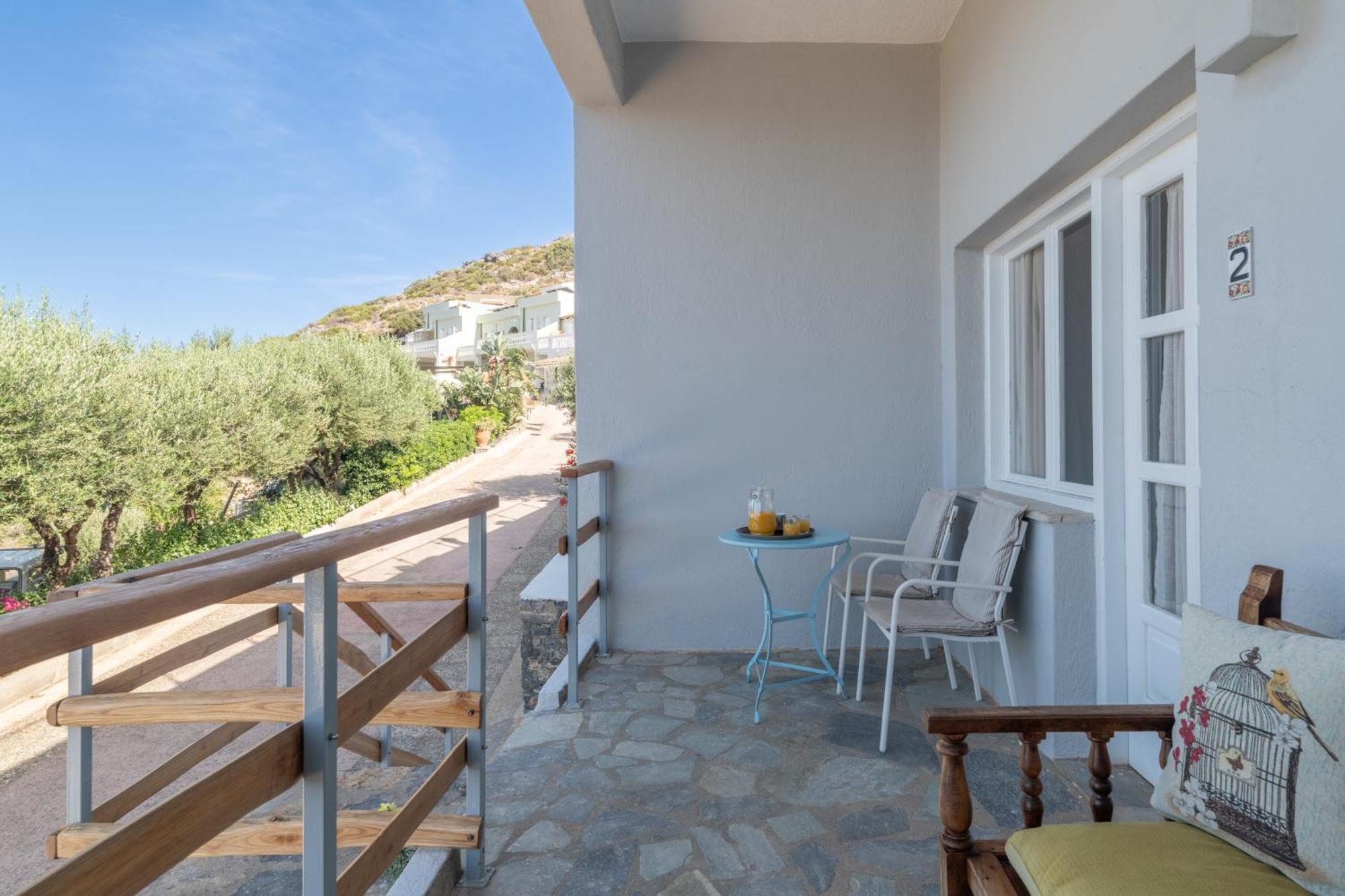 Adrakos Apartments (Adults Only) Елунда Екстер'єр фото